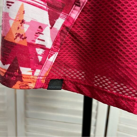 Saucony Running Jogging Mesh Singlet Tank Medium - Picture 10 of 12